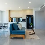 In The Heart Of Surfers Paradise Oceanview Cozy 1B Apt 34F