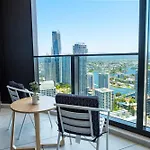 In The Heart Of Surfers Paradise Oceanview Cozy 1B Apt 34F